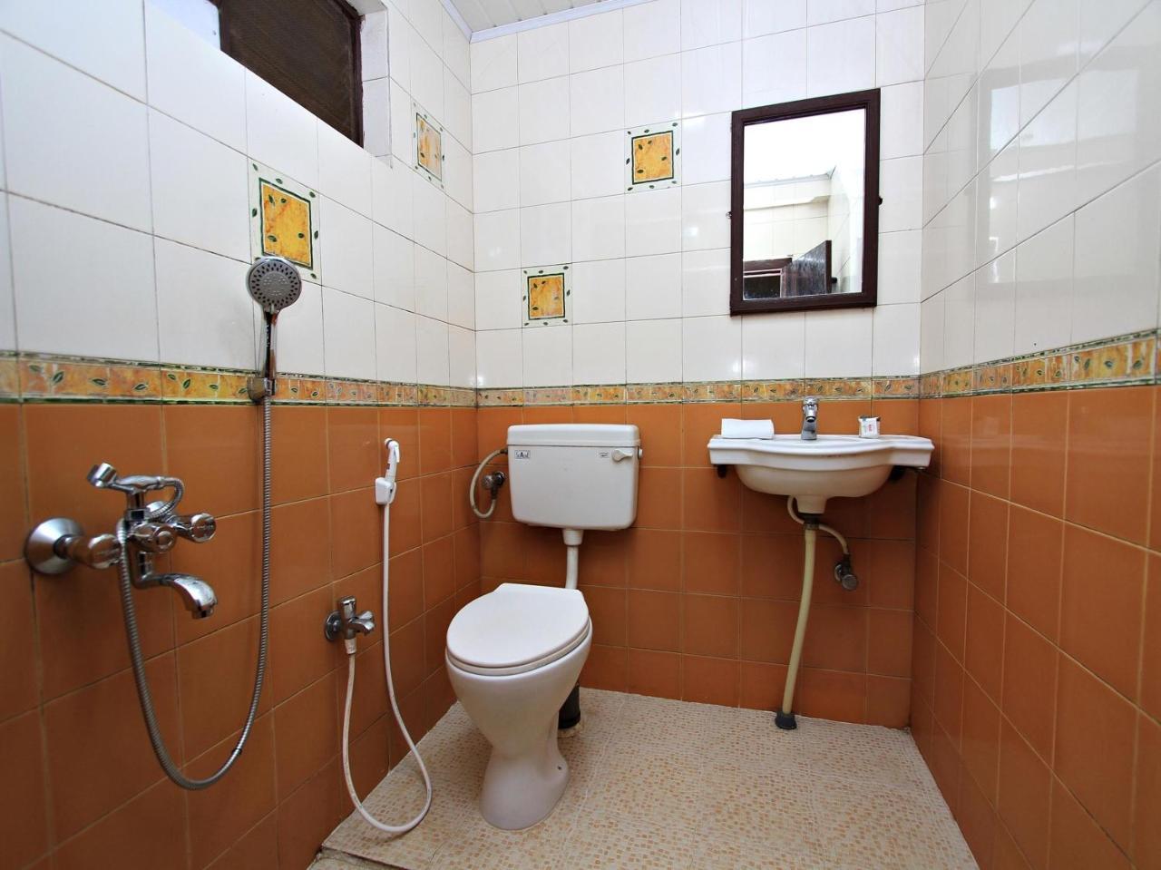 Hotel Pratham International Ooty Ngoại thất bức ảnh