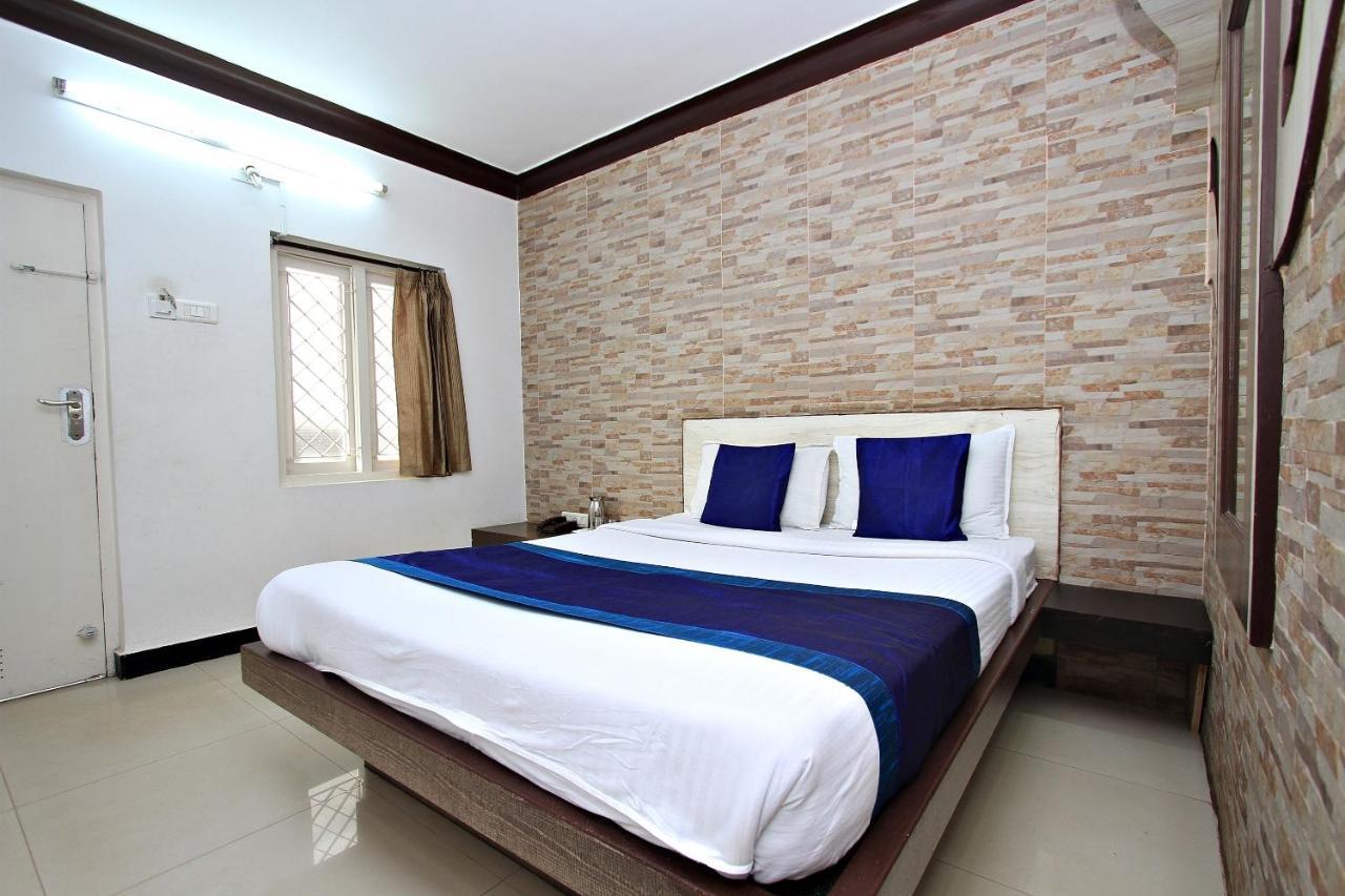 Hotel Pratham International Ooty Ngoại thất bức ảnh
