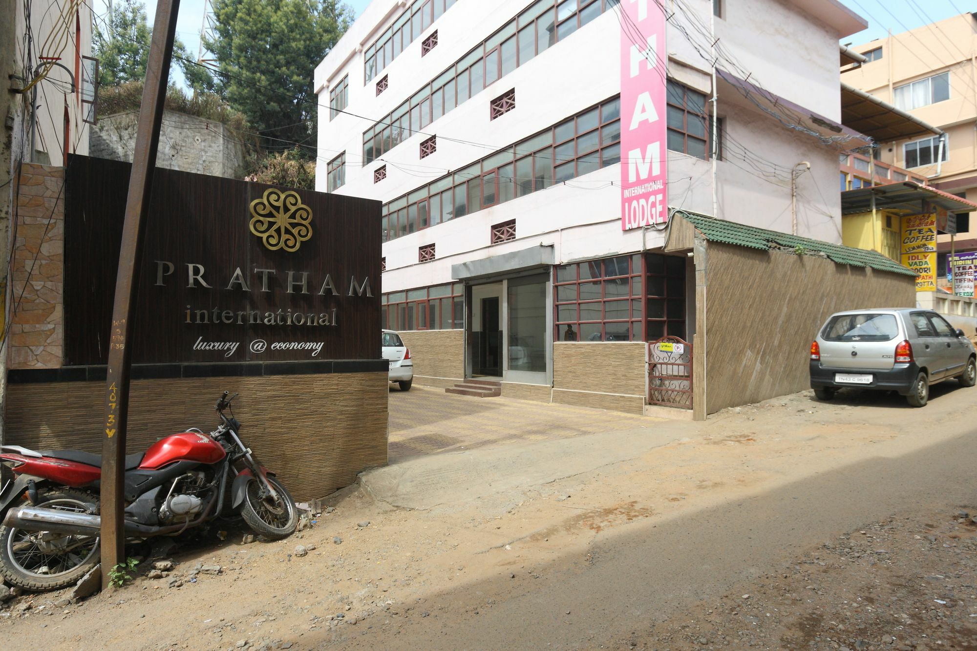 Hotel Pratham International Ooty Ngoại thất bức ảnh